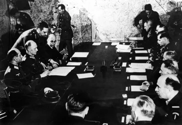 Kapitulation des nationalsozialistischen Deutschlands, Reims, Frankreich, 7. Mai 1945