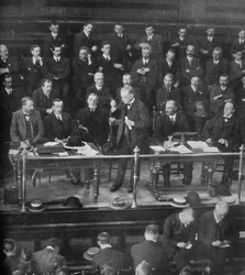 Der Kohlenstreik: Herr Lloyd George spricht die Vertreter der Bergleute in Cardiff an, 1915
