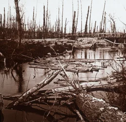 Der Fluss Ailette, Nordfrankreich (ca. 1914-ca. 1918)