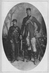 Der kleinste Mann und der größte Mann in der Burenarmee, 1902