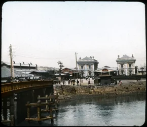 Der Bahnhof, Yokohama, Japan