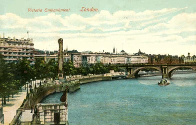 Victoria Embankment - London, 1906