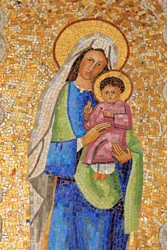 Jungfrau und Kind, Vietnam. Basilika der Verkündigung, Nazareth, Israel