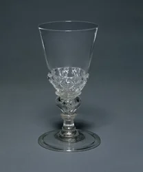 Bleiglasbecher: Facon de Venise, ca. 1680