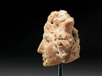 Kopf der Medusa, aus Baktrien oder Gandhara, 2.-1. Jahrhundert v. Chr.