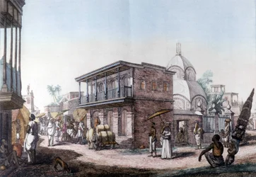 Hinduistische Gebäude: Straße in der Stadt Kalkutta (Kolkata), Indien