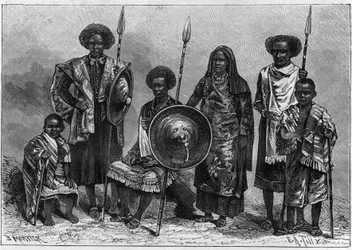 Völkerschau: Gruppe von Assabais, einem Stamm aus Äthiopien, damals italienische Kolonie. Im Rahmen der Nationalausstellung von 1884 in Turin ausgestellt. Stich in „La Nature. Revue des sciences et de ses applications aux arts et à l