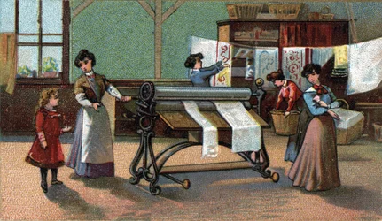 Maschinenbügeln. Chromolithographie aus dem späten 19. Jahrhundert.