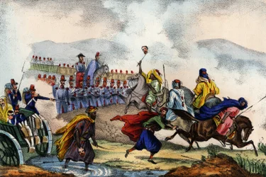 Rückzug der Araber vor dem von der französischen Armee Afrikas gebildeten Viereck in Constantine 1837. In „Storia d