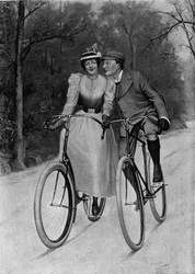 Flirt Ende des Jahrhunderts: Paar auf einem Fahrrad - Gravur