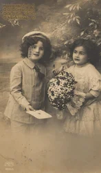 Historische Namenstagskarte, Kinder im Puppenkostüm, kitschig, romantisch