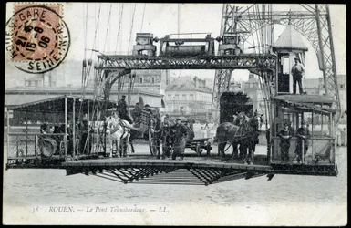 Postkarte vom Anfang des 20. Jahrhunderts. Normandie, Rouen: Die Fährbrücke.