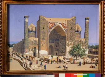 Die Sherdar-Madrasa am Registan-Platz in Samarkand