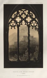 Fenster eines alten Klosters (in Barcelona)