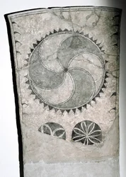 Runenstein mit Sonnensymbol, 7.-8. Jahrhundert
