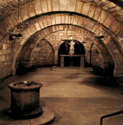 Krypta des Heiligen Antolin, Kathedrale von Palencia, Spanien, 7. Jahrhundert (Foto)