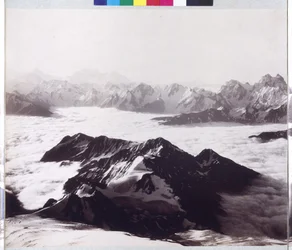 Panoramabild vom Gipfel des Mount Elbrus