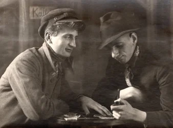Felix Bressart und Walter Limot im Film Tragödie in der Mine