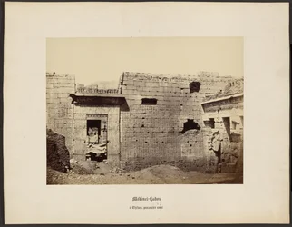 Medinet-Habou, Theben, erster Hof