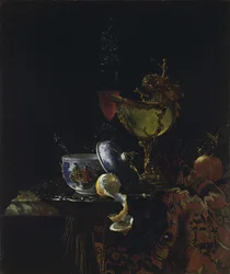 Stillleben mit Nautilus-Pokal