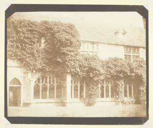 Kreuzgänge von Lacock Abbey