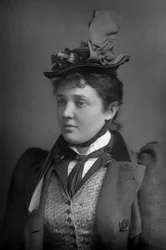 Marion Lea