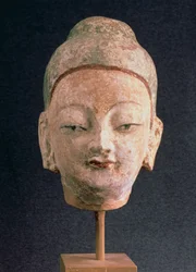 Kopf einer Buddha-Statue, aus Bezeklik, 9.-10. Jahrhundert