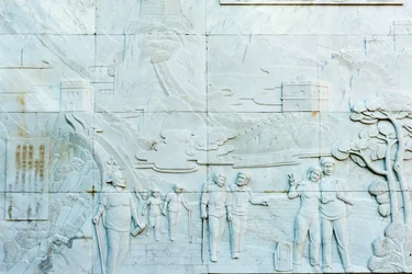 Marmorrelief, das Menschen darstellt; Große Mauer; Jinshanling-Abschnitt; Volksrepublik China
